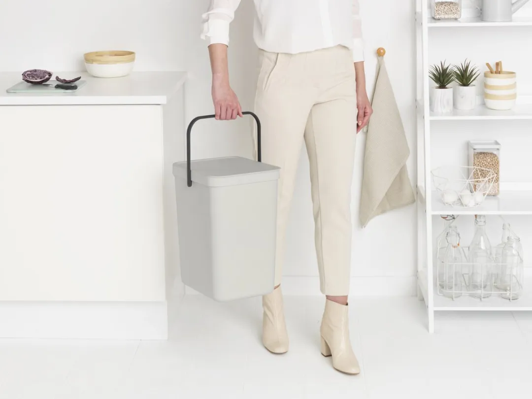 Brabantia Sort & Go Prullenbak 25L - Light Grey - afbeelding 6 van 6