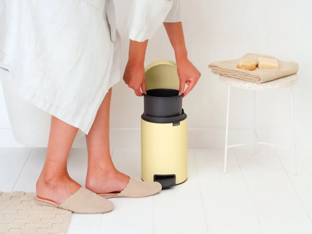 Brabantia NewIcon Prullenbak 3L - Mellow Yellow - afbeelding 4 van 6