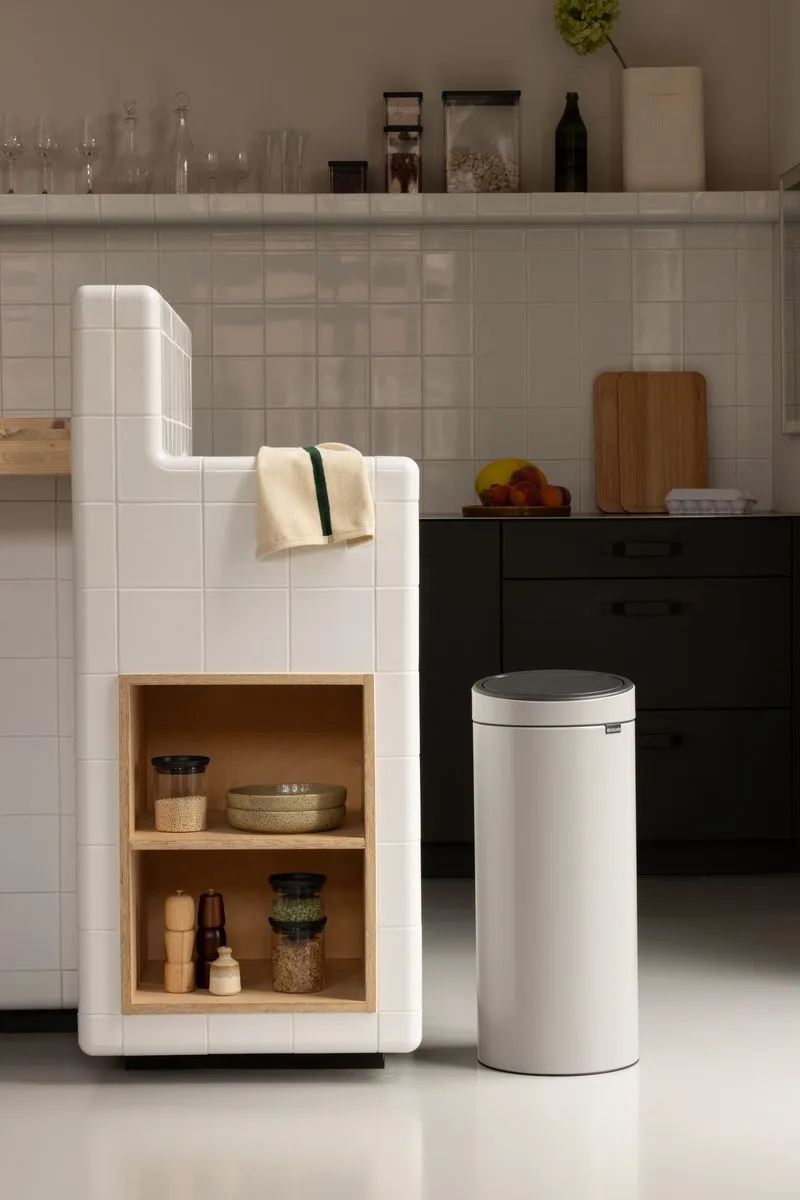 Brabantia Touch Bin Prullenbak 30L - Soft Grey