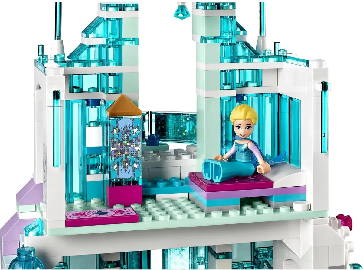 LEGO Disney 41148 Elsa's Magisch IJspaleis - 700 Stukken