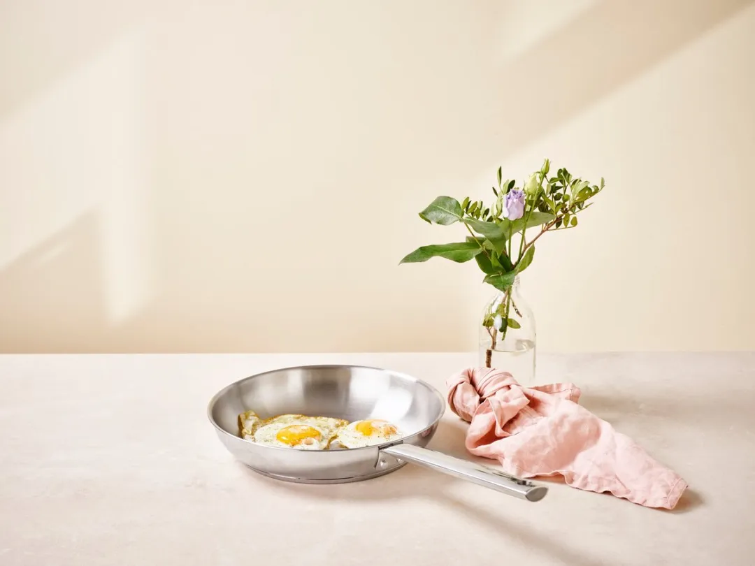 Brabantia Granada Koekenpan 28cm - 90% Gerecycled RVS - Zilver - afbeelding 6 van 6