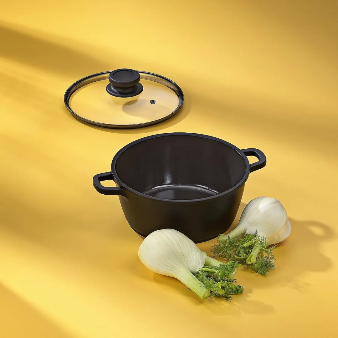 Kela Atura Kookpan 1.7L - 20cm - Zwart - PFAS/PTFE-vrij