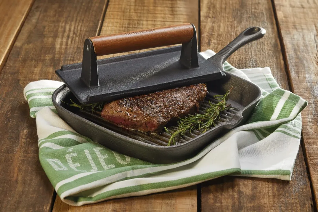 KitchenCraft KC Blue Vierkante Gietijzeren Grillpan 23cm - Inductie