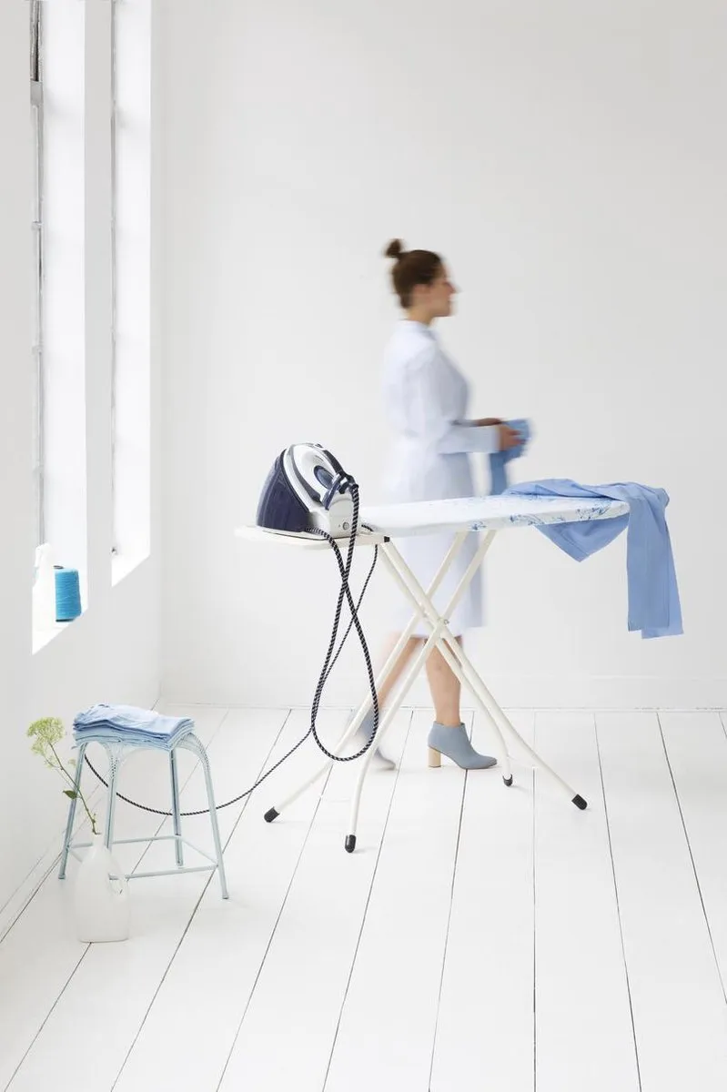 Brabantia Strijkplank C 108884 - Stoomgenerator 124x45cm - Cotton Flower