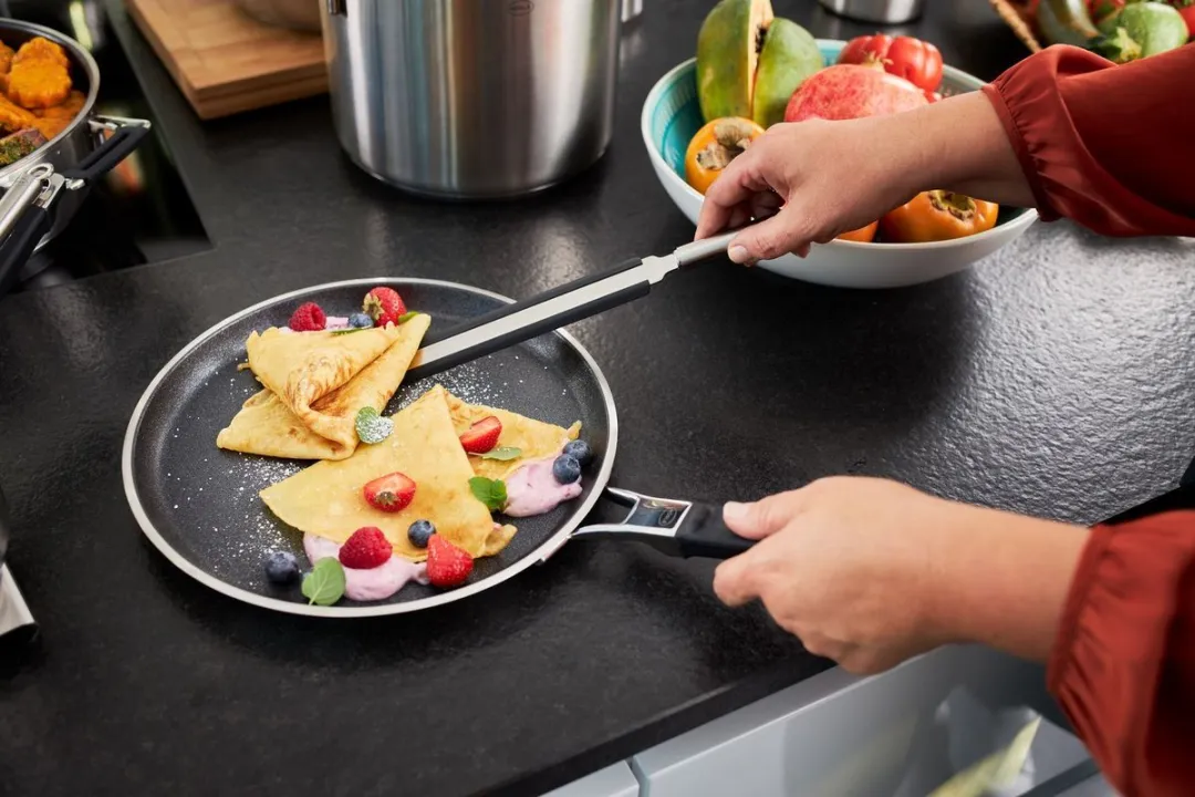 Rösle ProResist Pannenkoekenpan 28cm - Zilver