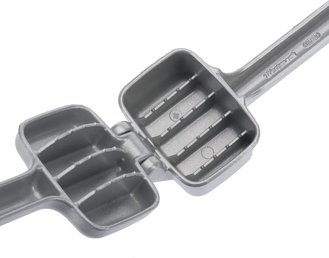 Westmark Kleine IJsblokjeskraker Cuby 12002260 - Zilver
