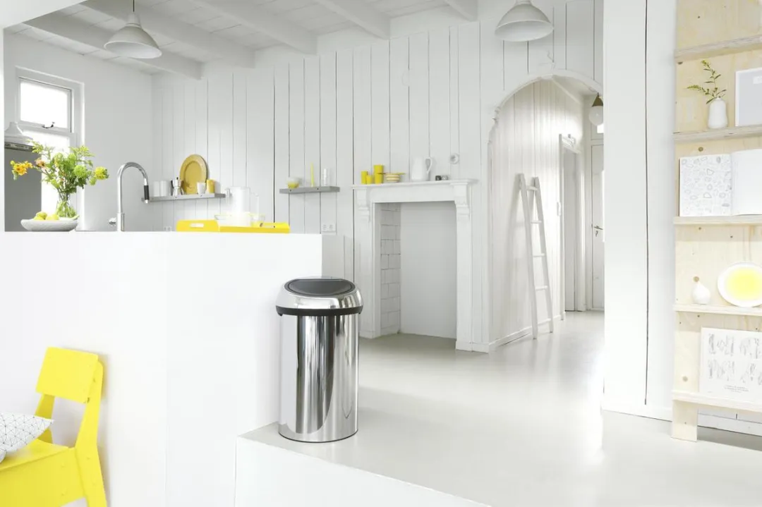 Brabantia Touch Bin Prullenbak 60L - Brilliant Steel