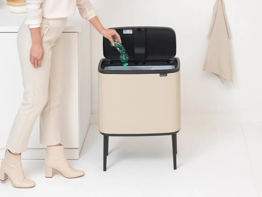 Brabantia Bo Touch Bin Prullenbak 36L - 1 Vak - Soft Beige