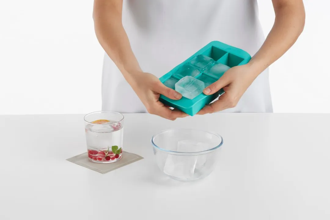 Lékué IJsblokjesvorm XL Turquoise - 8 Stuks