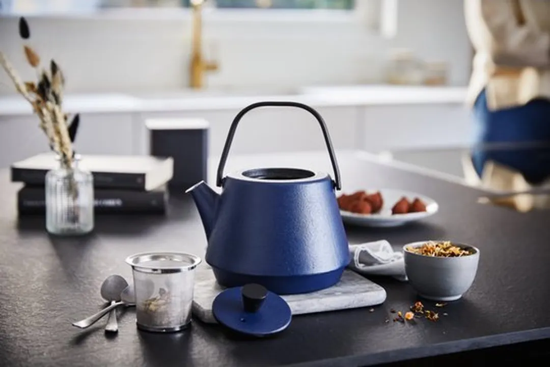 Beka Saga Indigo Theeketel 1,2L - Indigo blauw