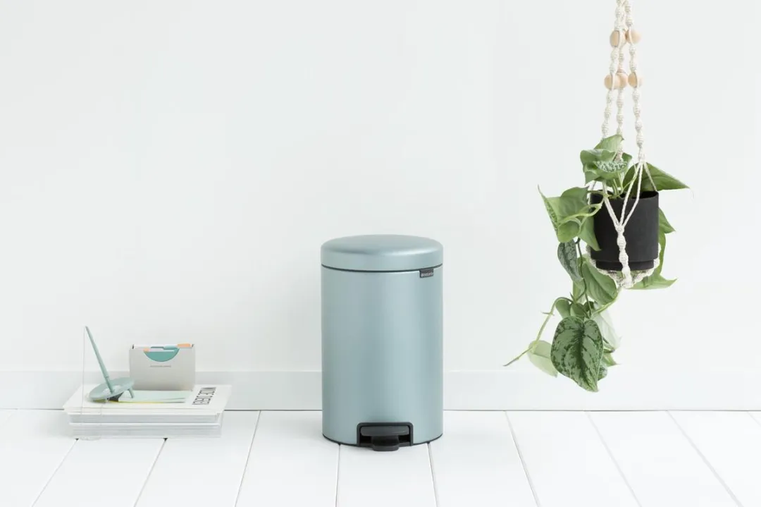 Brabantia NewIcon Pedaalemmer 12L Metallic Mint - MPN 113765