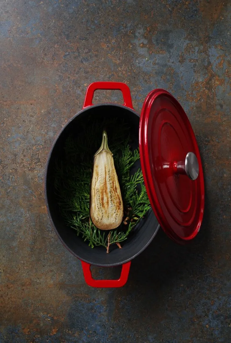 HENDI Geëmailleerde Gietijzeren Braadpan 4,4L - Rood - afbeelding 6 van 6