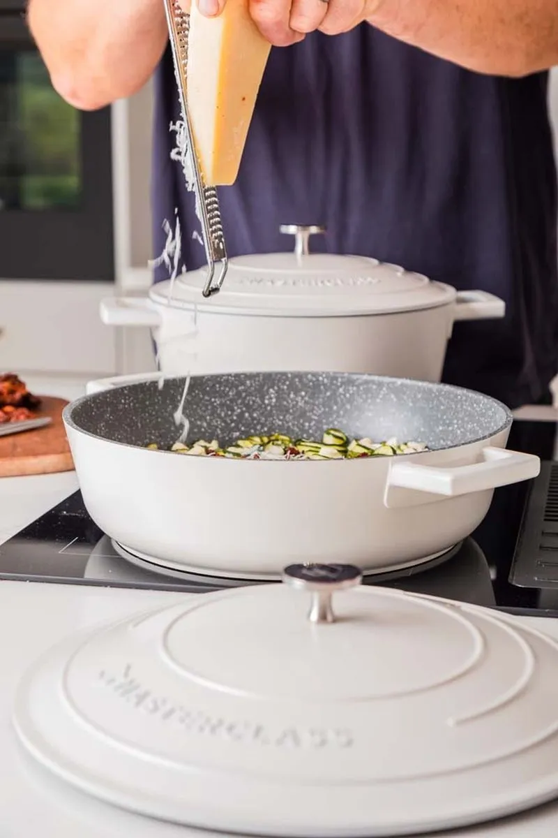 MasterClass Braadpan 2.5L - Gegoten aluminium - Crème - afbeelding 6 van 6