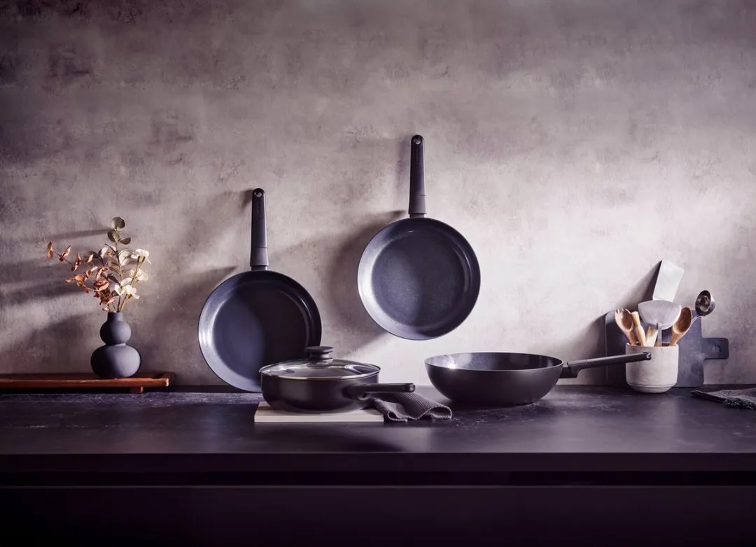 Brabantia NERO Koekenpan 24cm - Zwart