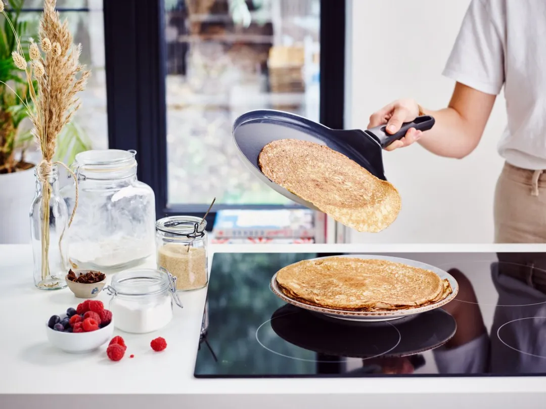 Brabantia INDU+ Pannenkoekenpan 24cm - Grijs