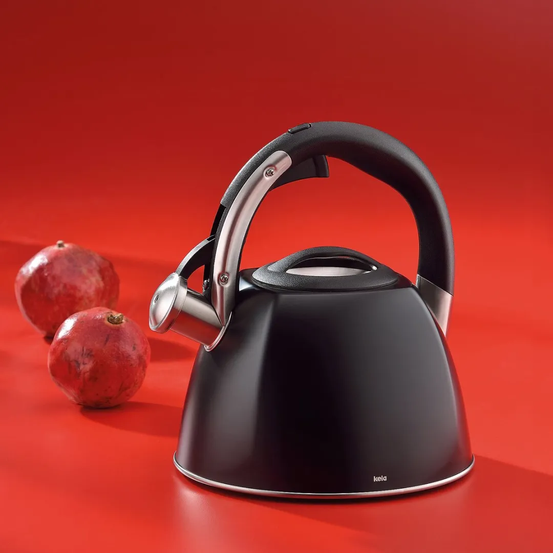 Kela Vitus Waterkoker 2,4L - 2400W - Zwart