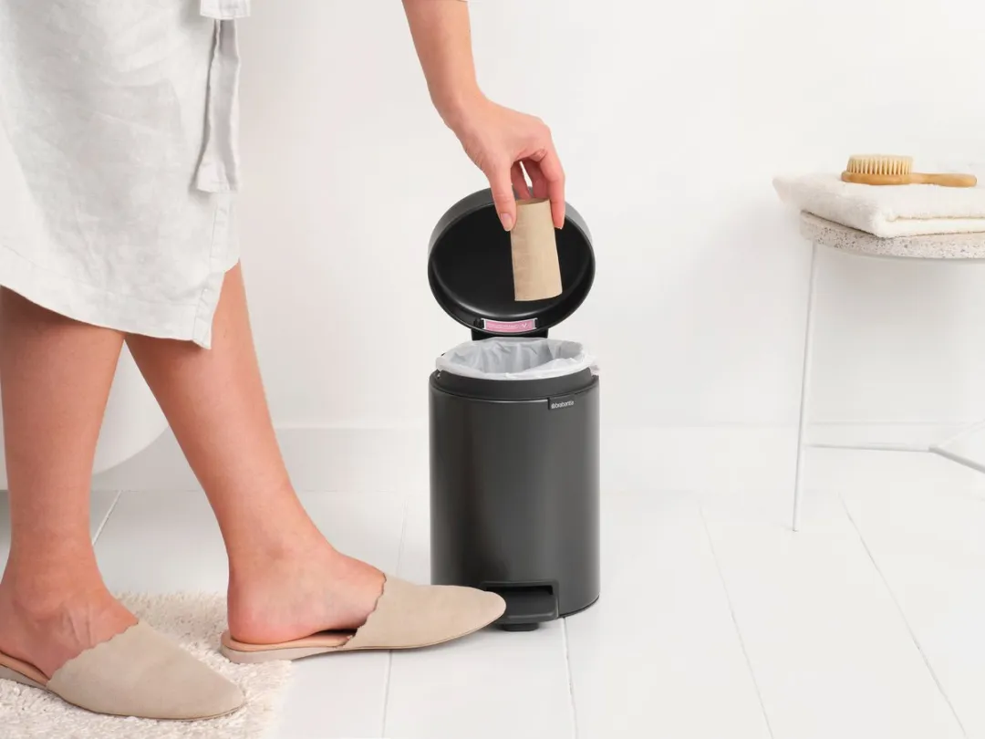 Brabantia NewIcon Prullenbak 3L - Confident Grey - afbeelding 6 van 6