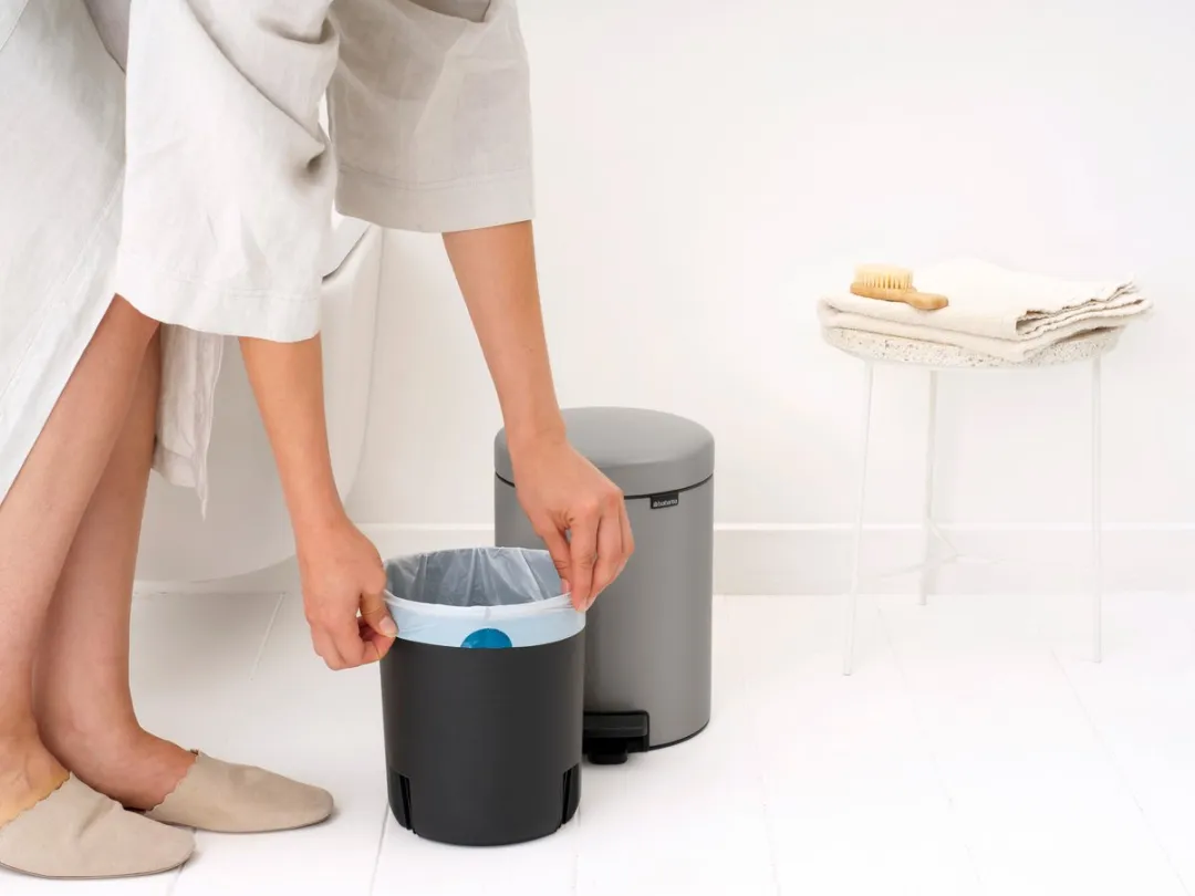 Brabantia NewIcon Prullenbak 5L - Soft Grey