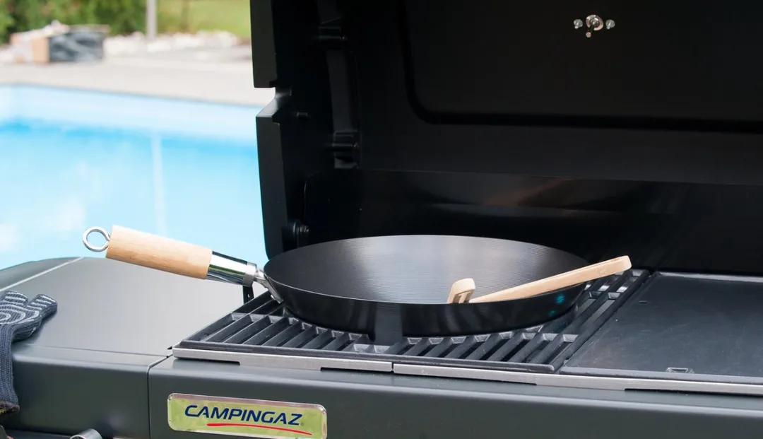 Campingaz 4 Series Classic LS Plus Gasbarbecue 45cm - 4 Branders - Zwart - afbeelding 6 van 6