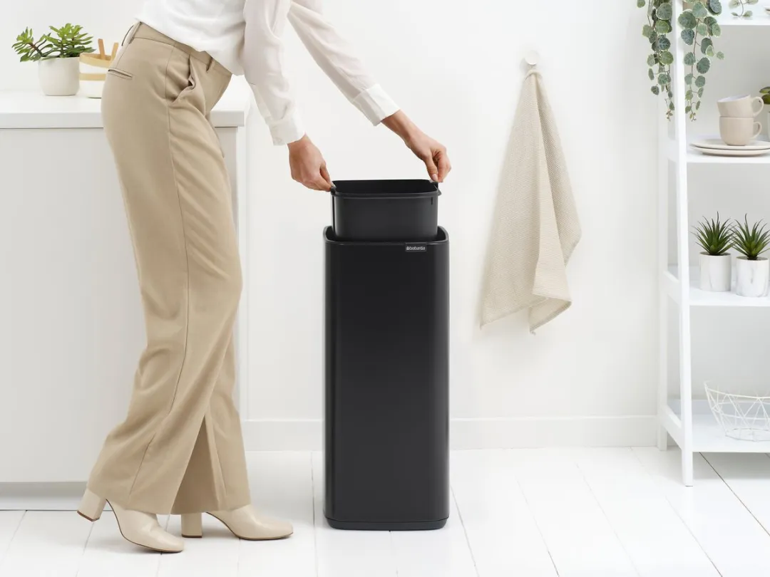 Brabantia Bo Touch Bin Prullenbak 30L - Matt Black