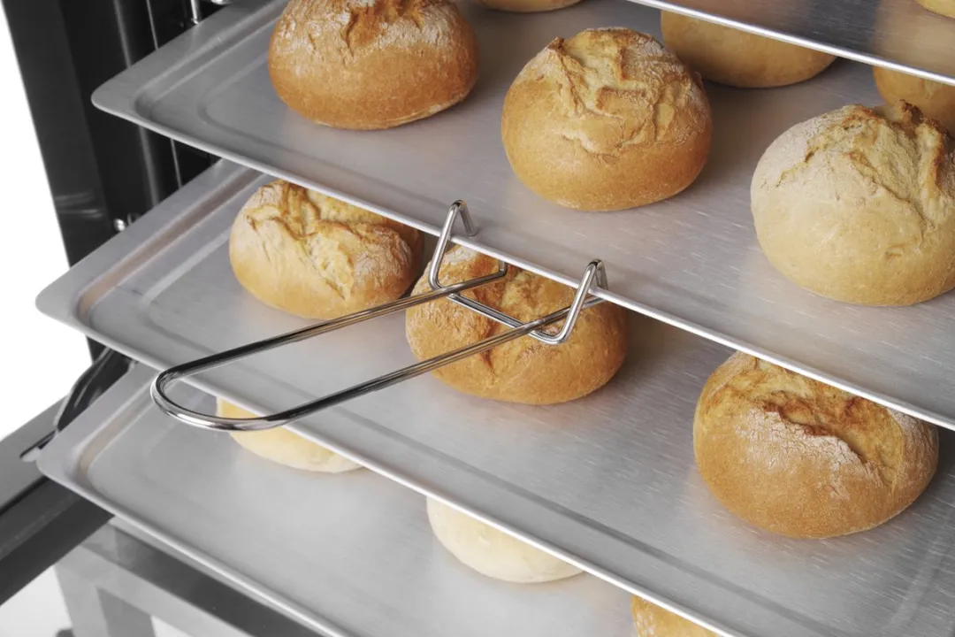 HENDI Heteluchtoven met vochtinjectie – 62L – 230V/2670W – 50-300°C – 4 trays – roestvrij staal