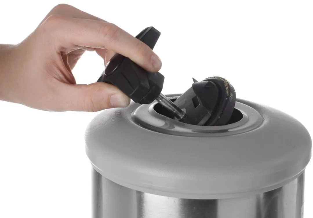 HENDI Compacte Waterontharder 231227 - 12L - 2520L Capaciteit