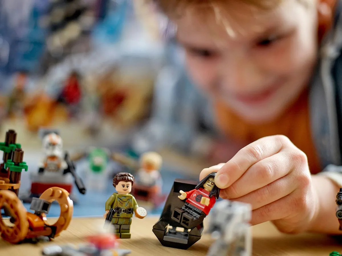 LEGO Star Wars Adventskalender 2023 75366 - 24 Cadeaus - 320 Stukken