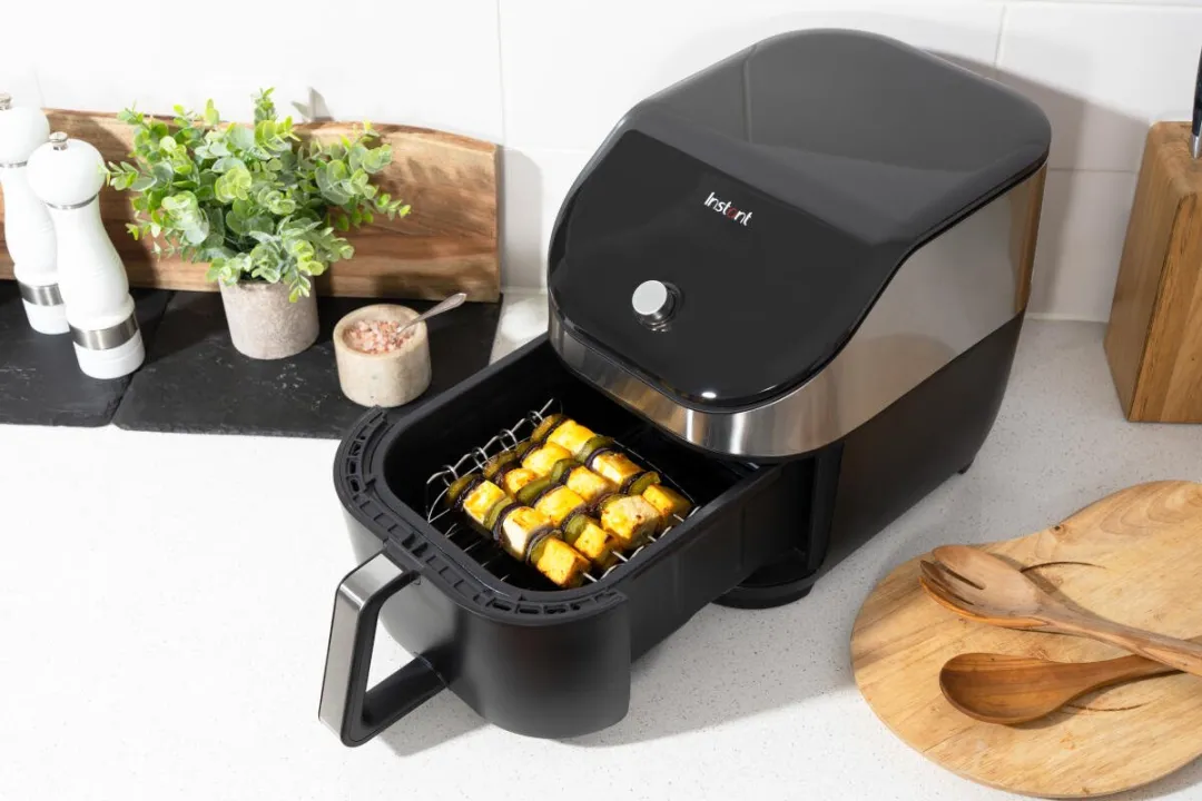 Instant Pot 5-in-1 Airfryer 5.7L - 1700W - Zwart
