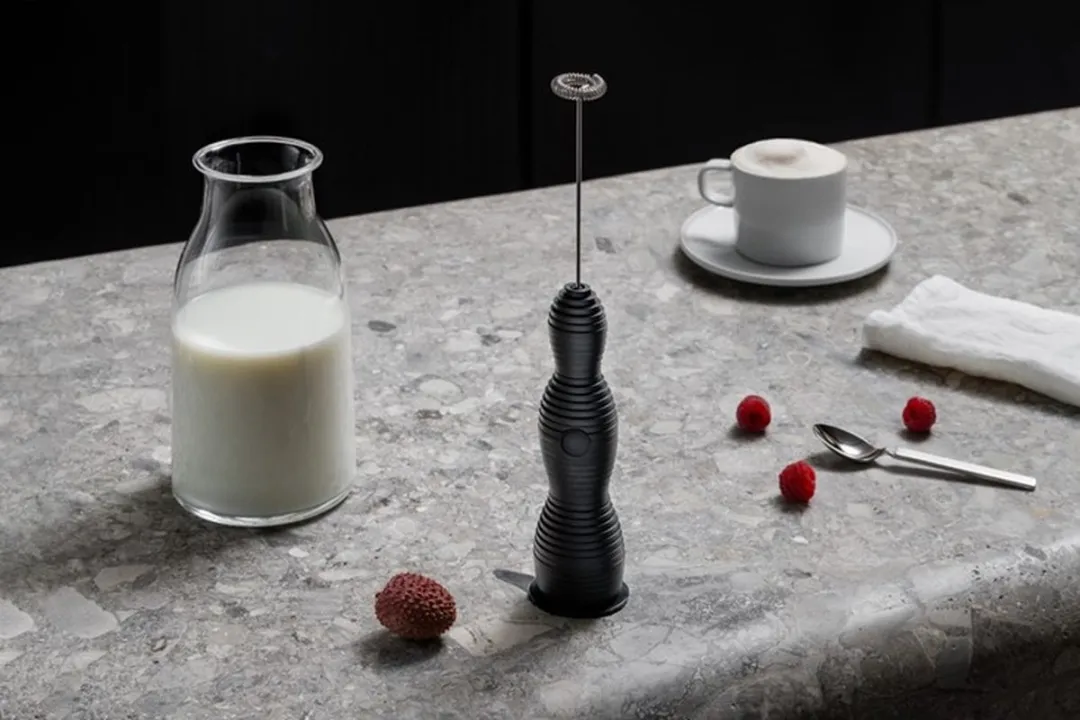 Alessi Pulcina Melkopschuimer - Zwart
