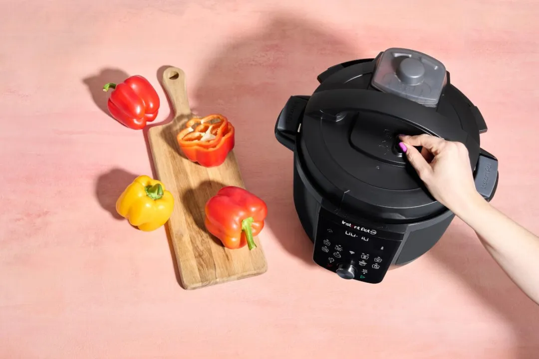 Instant Pot Plus WiFi 5,7L Multicooker - 1000W - 5 Porties