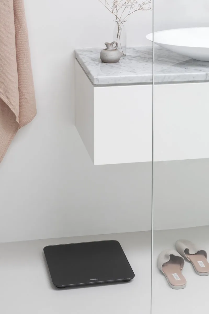 Brabantia ReNew Personenweegschaal - 180 kg - Dark Grey