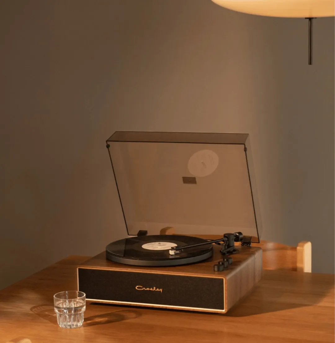 Crosley Stave - Platenspeler met speakers - Walnoot