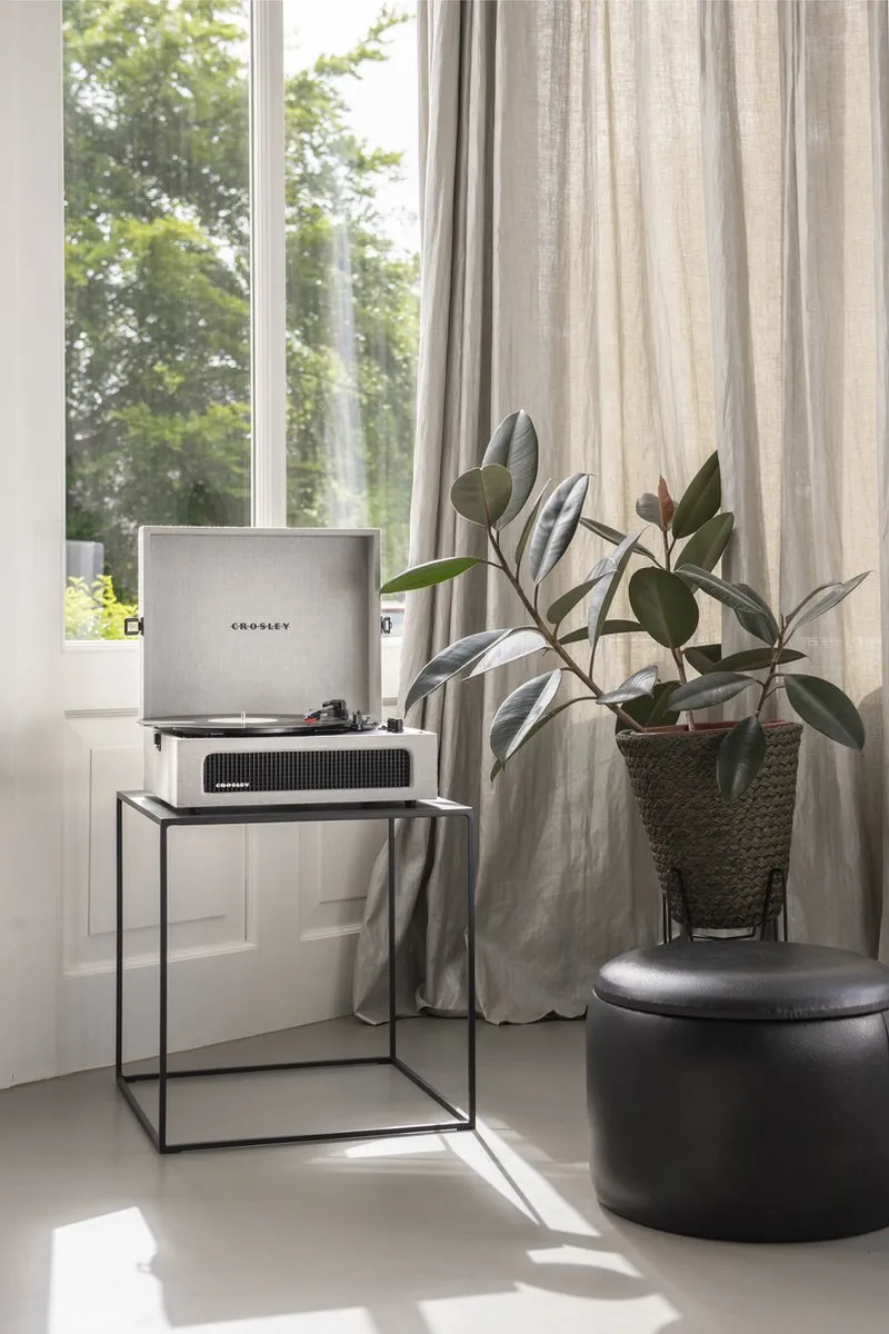 Crosley Voyager CR8017B-GY Platenspeler - Grijs - afbeelding 6 van 6