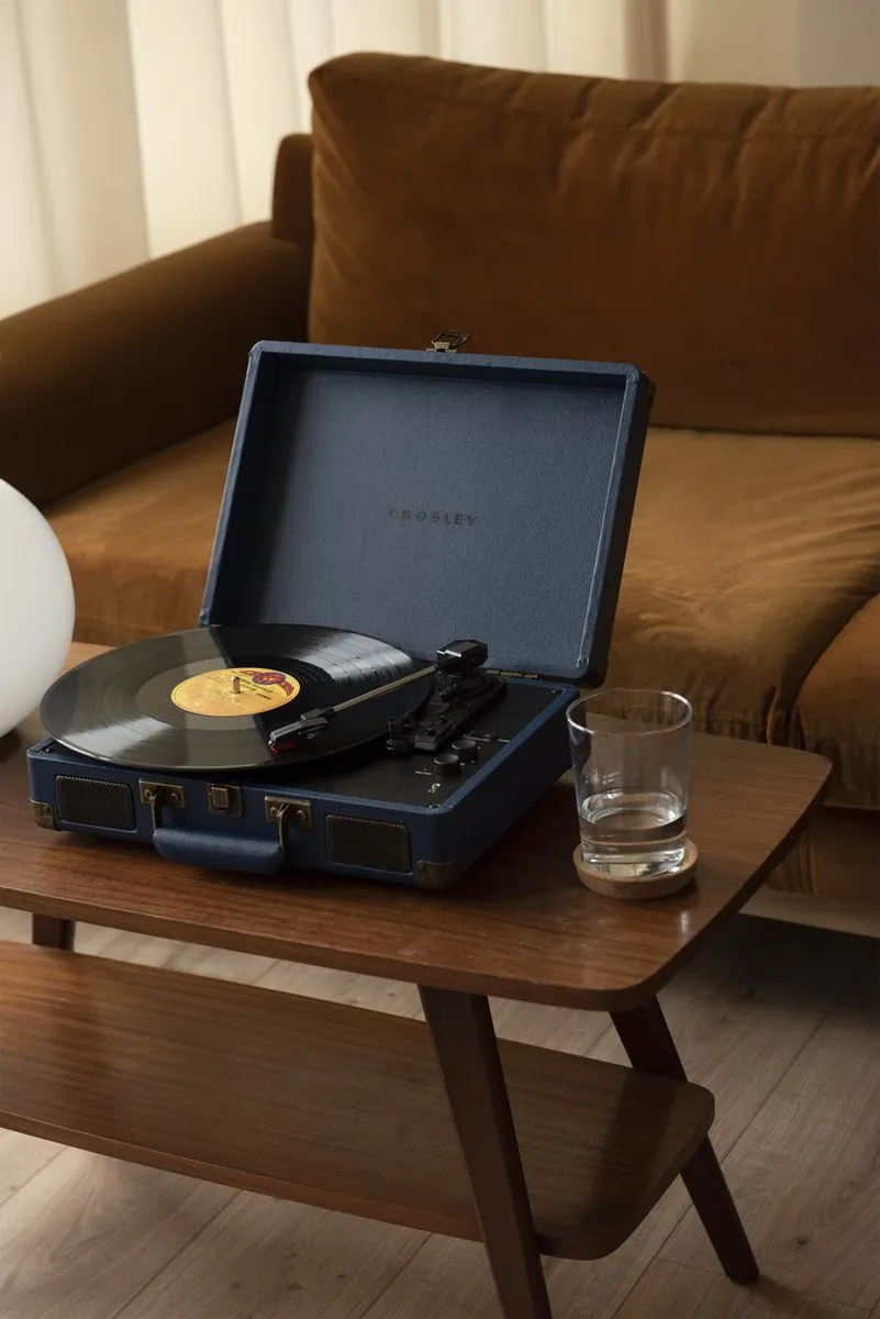 Crosley Cruiser Plus platenspeler - Navy - Bluetooth in/uit
