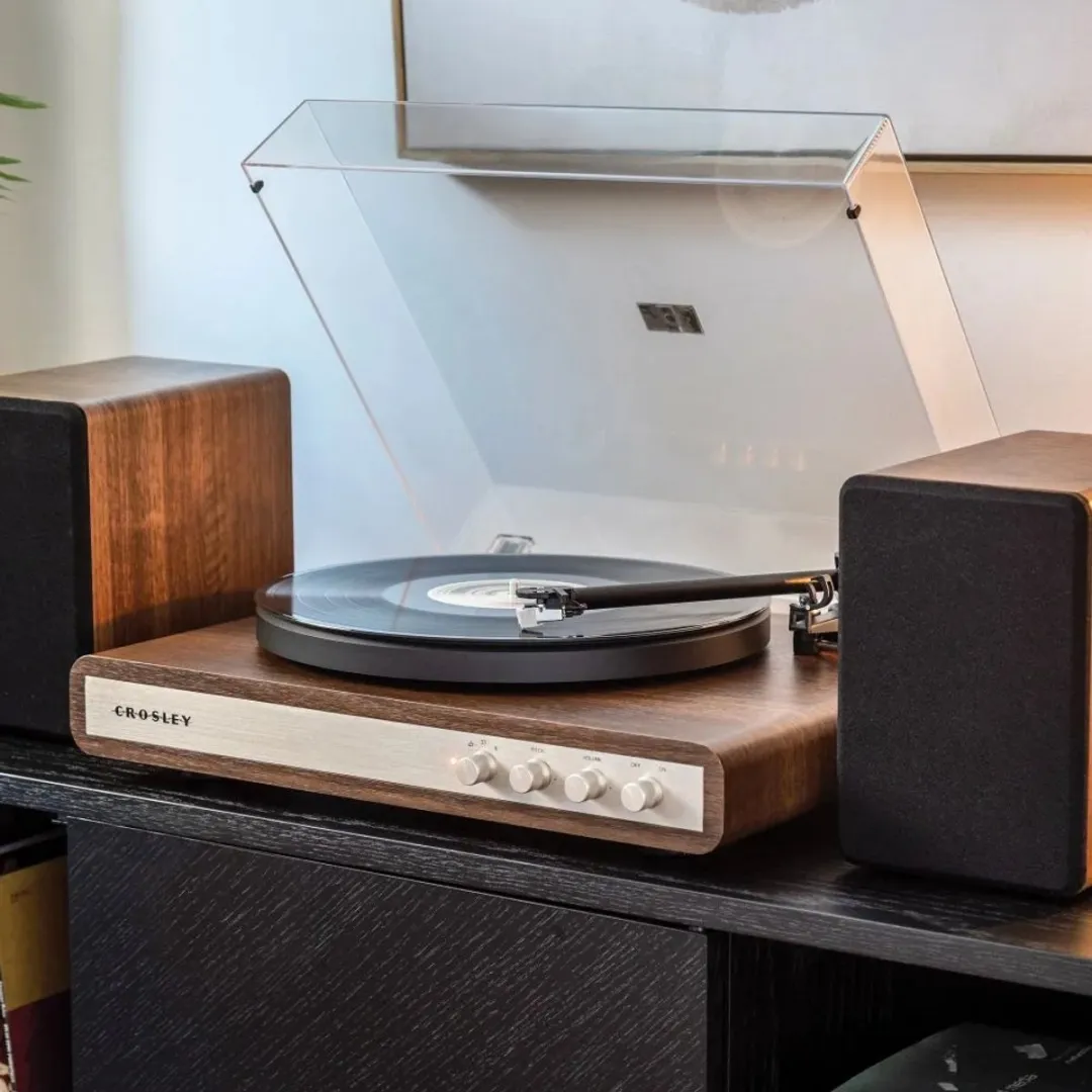 Crosley C65 Walnoot Platenspeler met speakers - C65A-WAGL4
