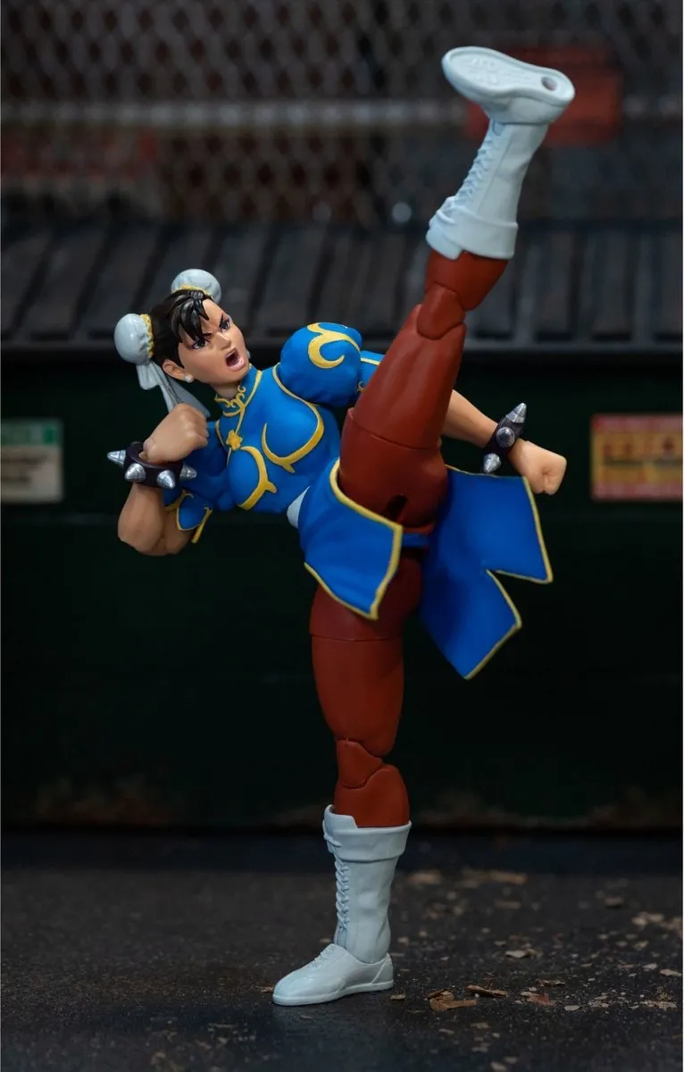 Jada Toys Street Fighter II Chun-Li 6
