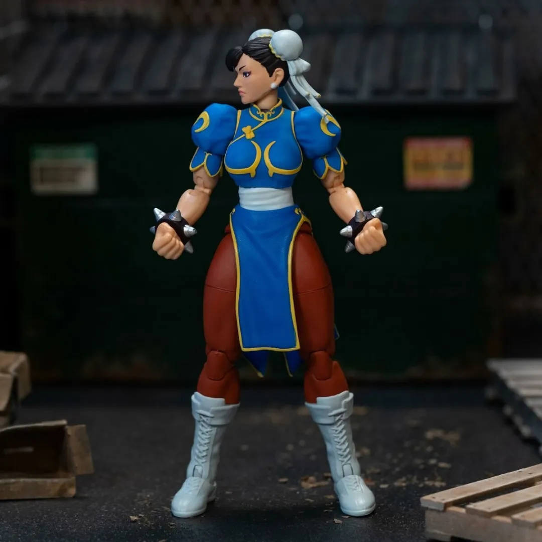 Jada Toys Street Fighter II Chun-Li 6