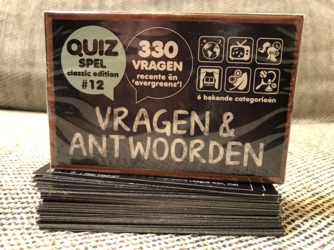 Vragen & Antwoorden #12 Trivia Kaartspel - 330 Vragen