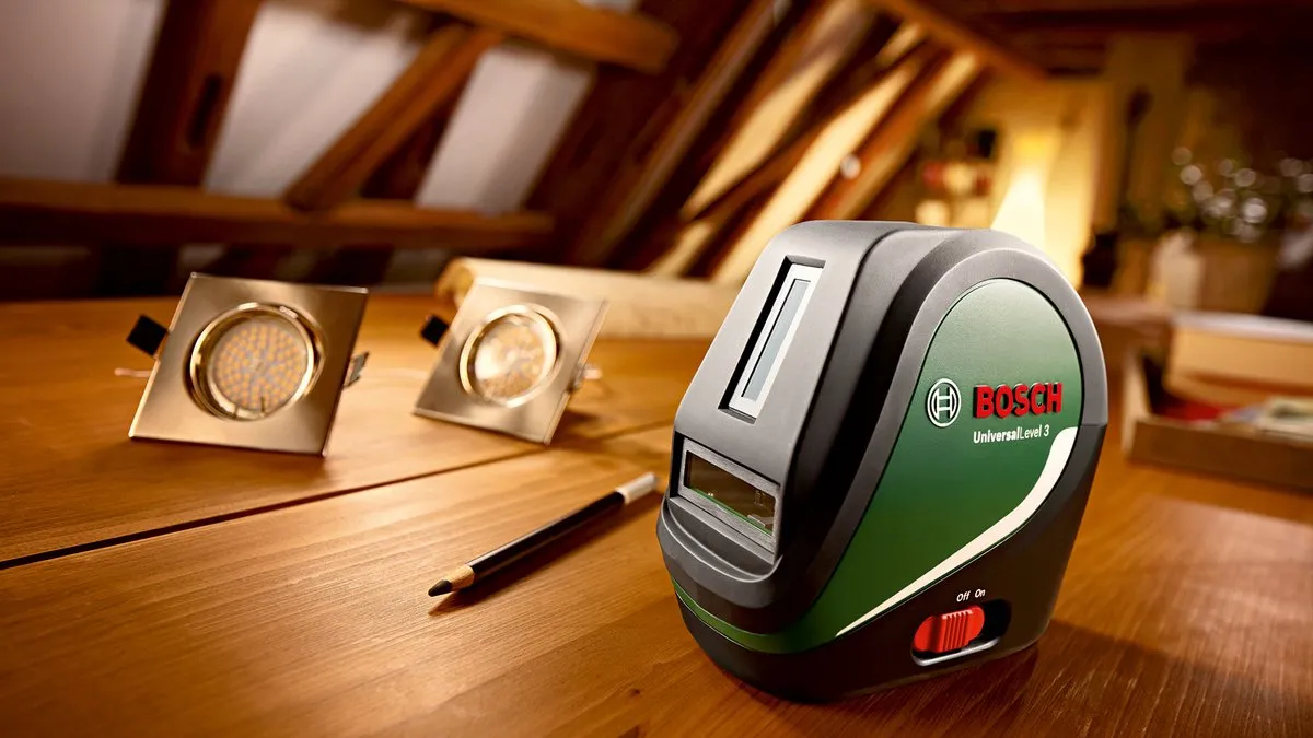 Bosch UniversalLevel 3 Kruislijnlaser - 3x AA Batterijen
