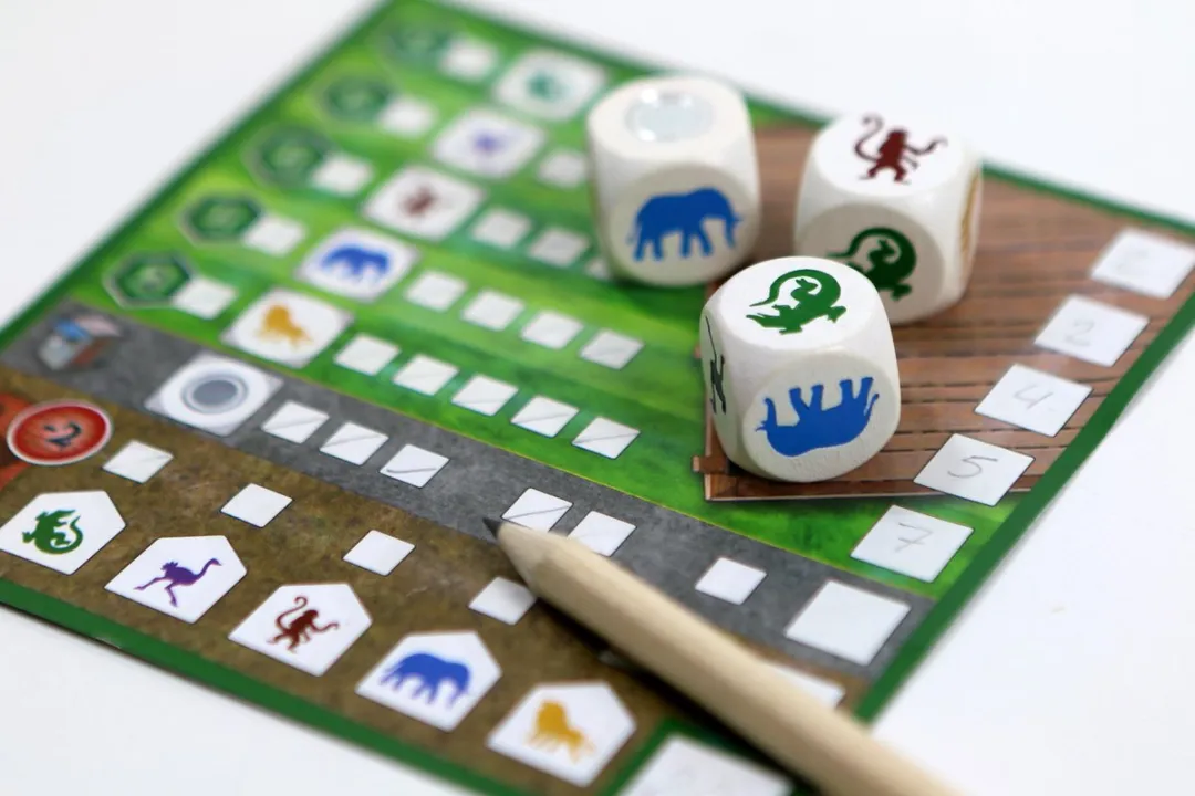 White Goblin Games Zooloretto Het Dobbelspel WGG2026 - 10 Dobbelstenen - 2-4 Spelers