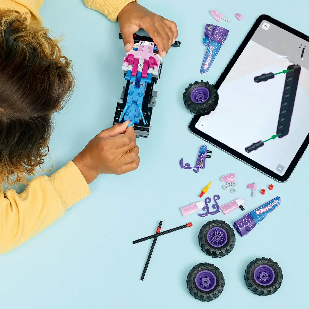 LEGO Technic Monster Jam Sparkle Smash - 243 Stukken - Multicolor