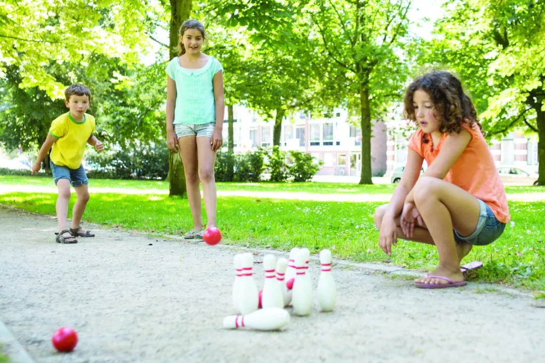 BS Toys Bowlingset - 10 Kegels - Rood & Wit