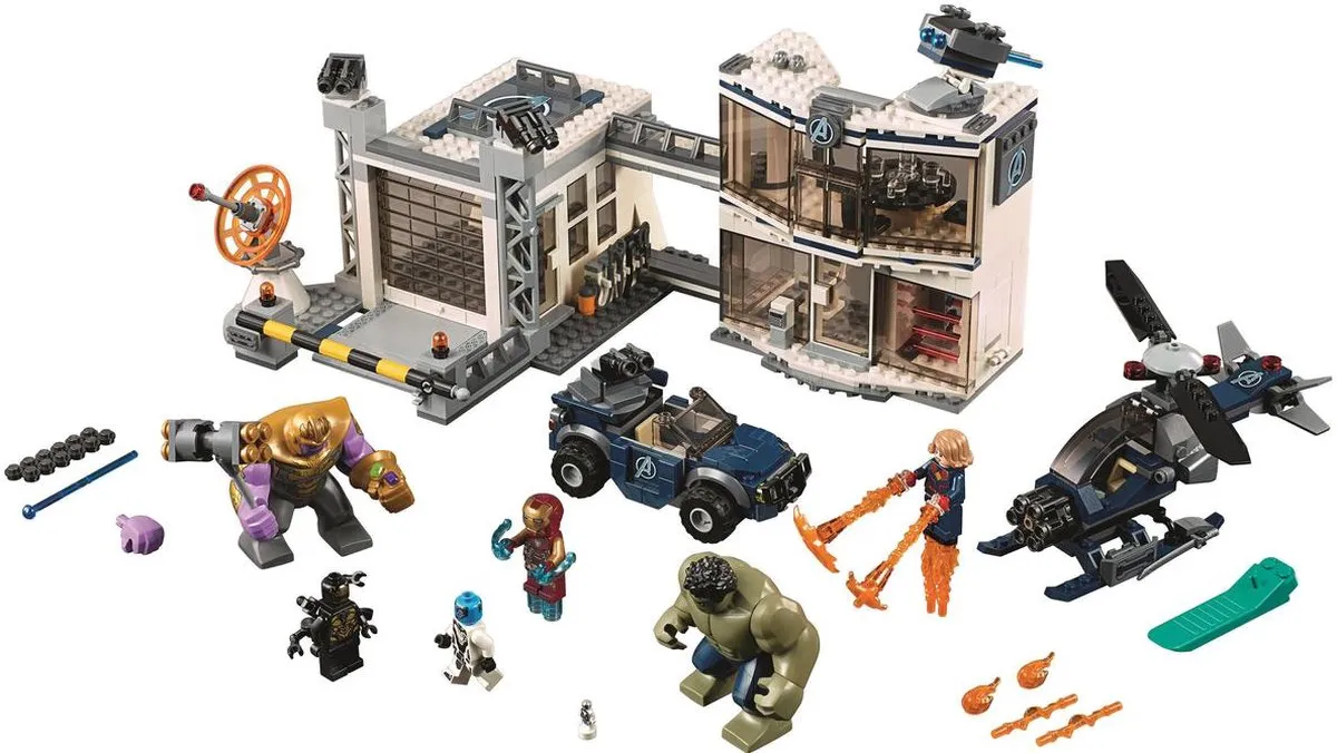 LEGO Marvel Avengers-Hoofdkwartier 76131 - 699 Stukken