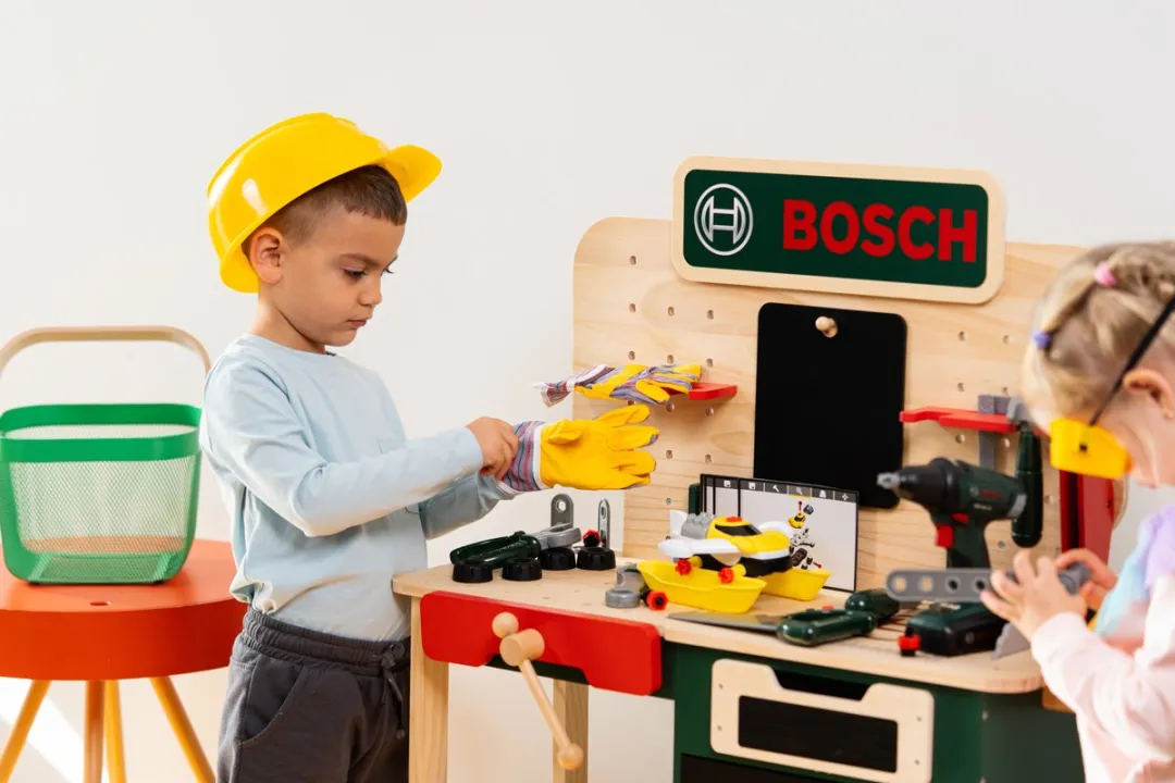 Klein Toys Bosch Mini Speelgoedwerkbank - 100-delig Multicolor