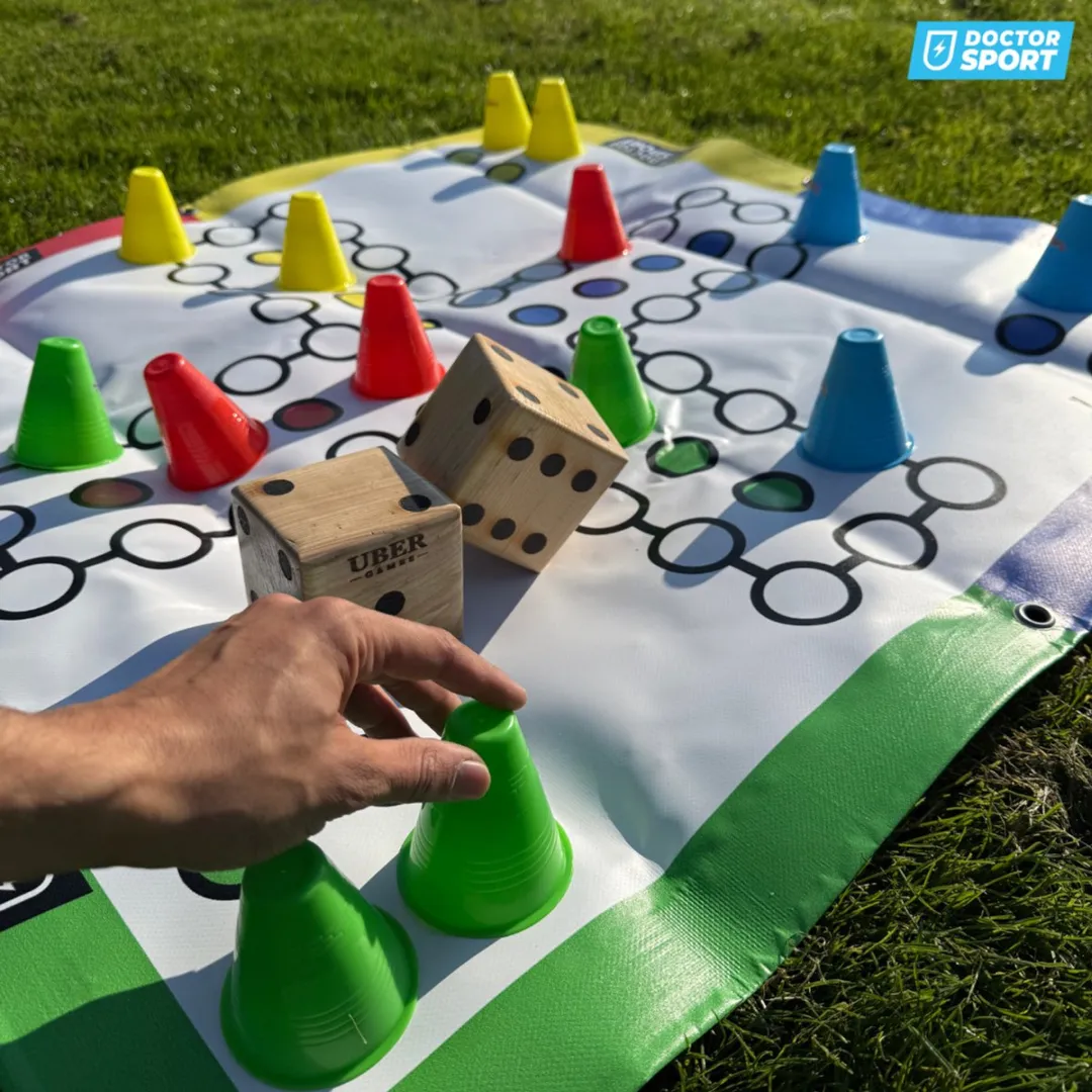 Ubergames LUDO XXL - 100x100cm PVC-Zeil - 4 Personen