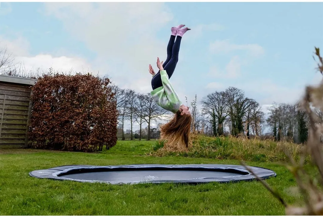 EXIT InTerra Groundlevel Trampoline 370cm - Zwart