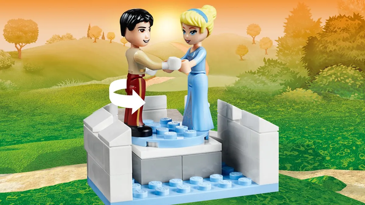 LEGO Disney Princess Assepoester Droomkasteel 41154 - 585 Stukken