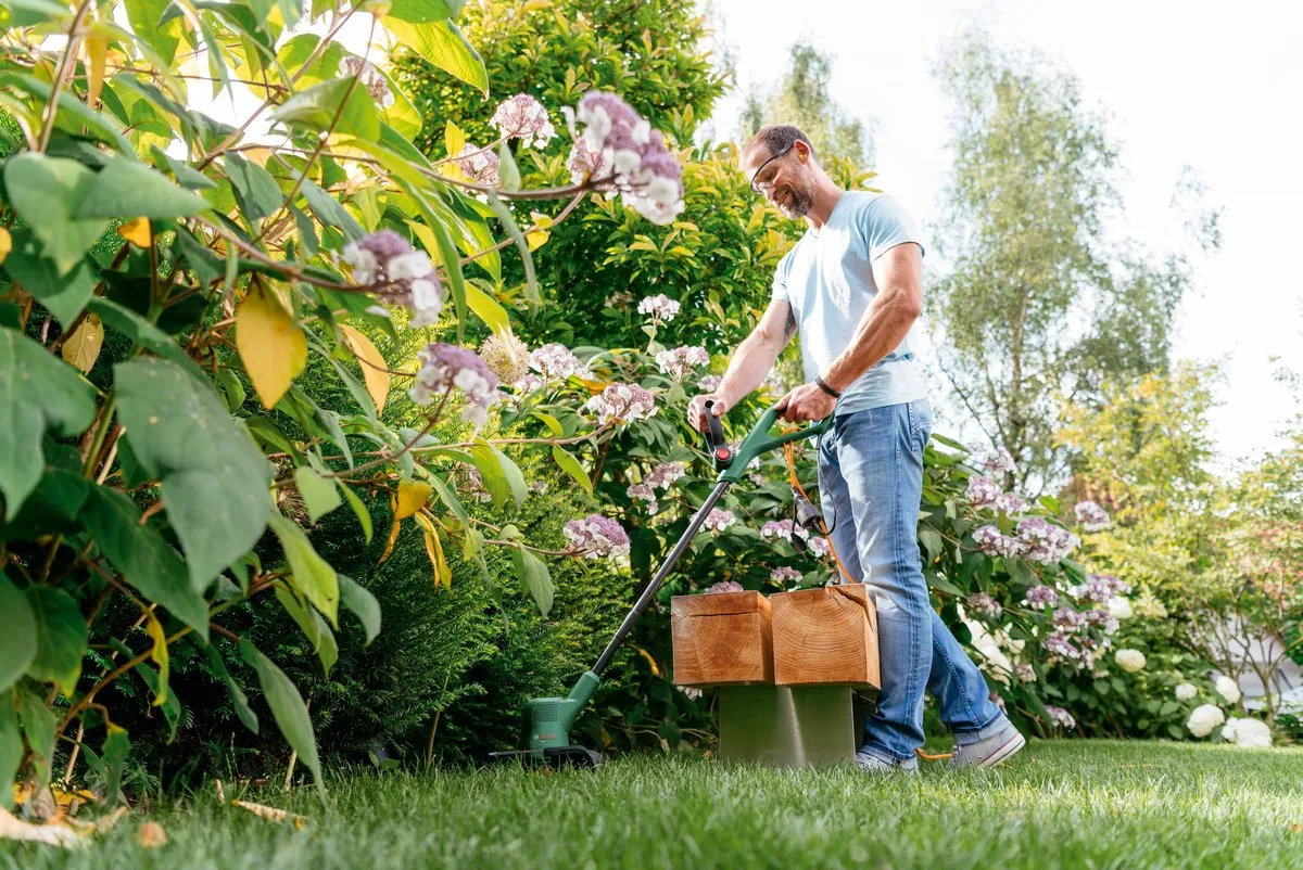 Bosch EasyGrassCut 26 Grastrimmer 280W