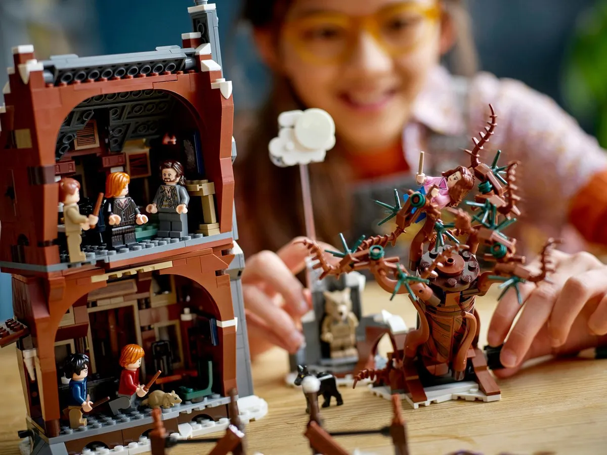 LEGO Harry Potter 76407 Krijsende Krot & Beukwilg - Meerkleurig
