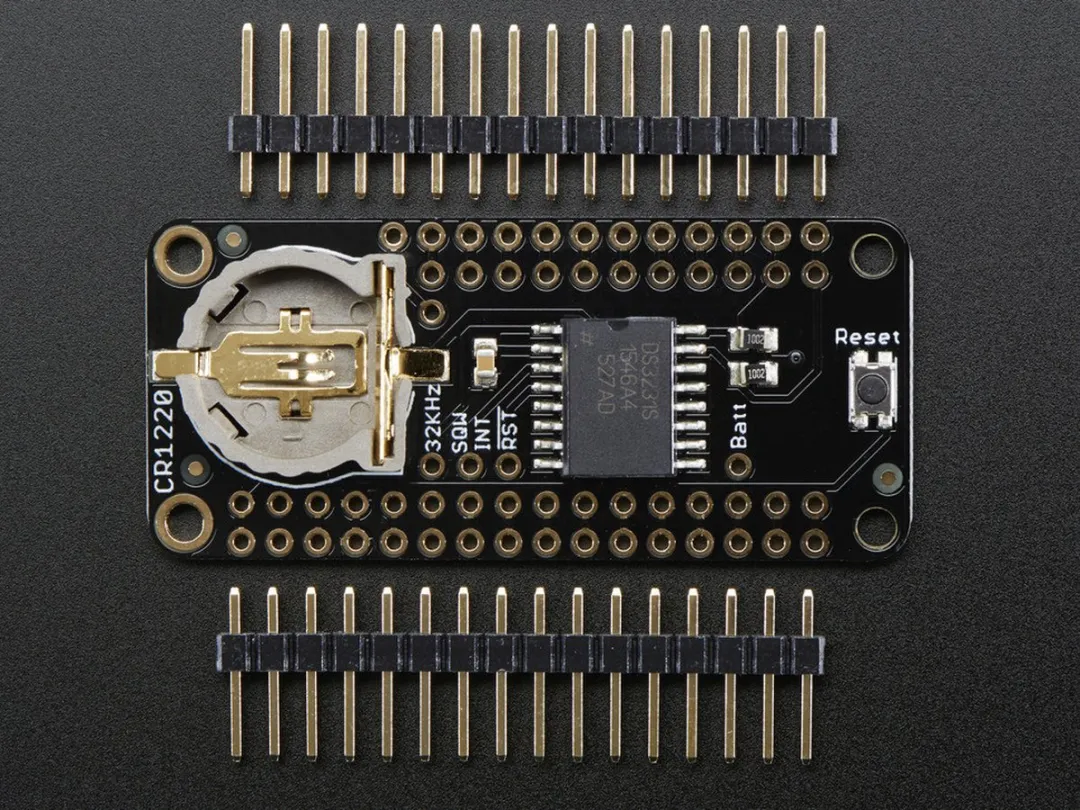 Adafruit DS3231 Precision RTC FeatherWing 3028 - Meerkleurig